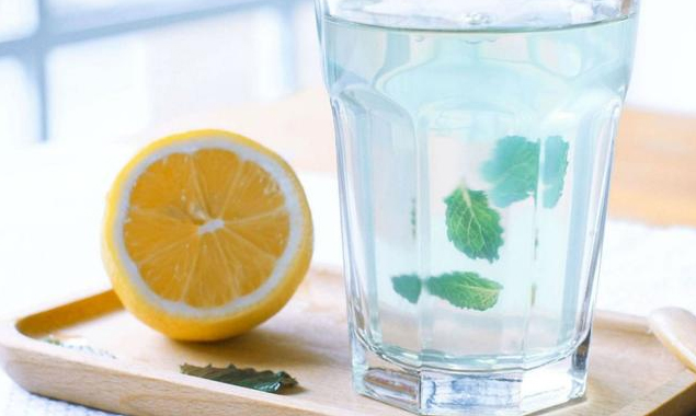 奶茶店装修的灯光色调搭配技巧