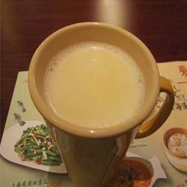 提高波叔奶茶店人流量的方法有哪几点？