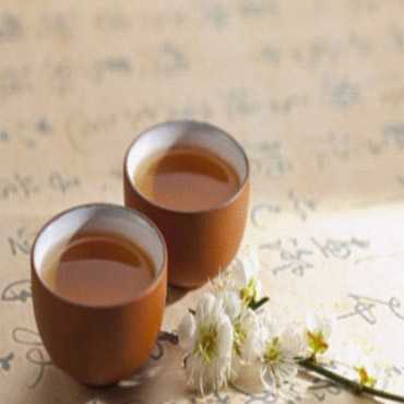 怎样经营甘茶道奶茶店才能吸引更多消费者？