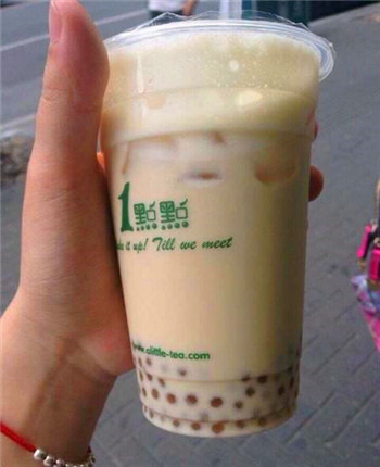 奶茶加盟什么品牌好，一点点奶茶是首选