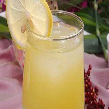 蜜果时光饮品在市场上销售业绩有多高？