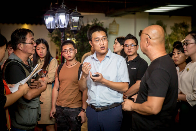 围观，围观，多家媒体一起到访博多工贸控股集团旗下分公司&mdash;&mdash;青岛腾程伟业餐饮实业有限公司