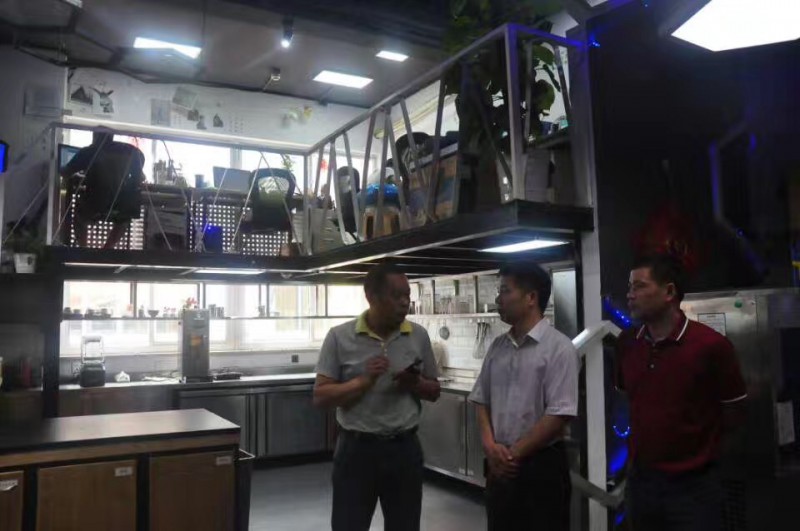 余杭区科学技术局局长一行莅临博多工贸总部