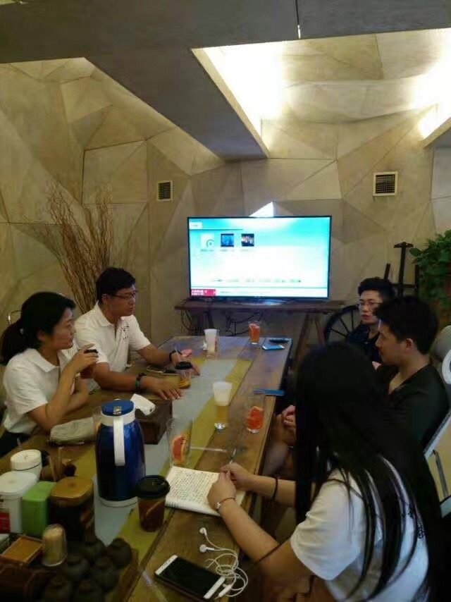 青岛科技大学副院长一行参观博多工贸总部