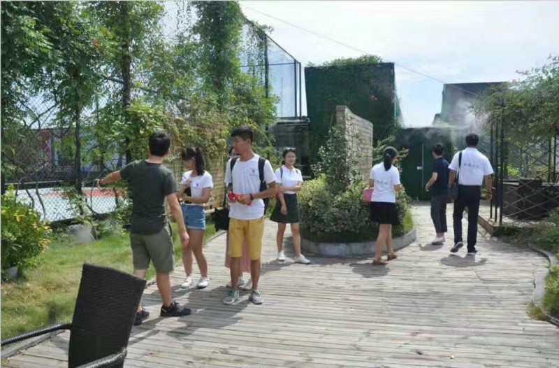 青岛科技大学副院长一行参观博多工贸总部