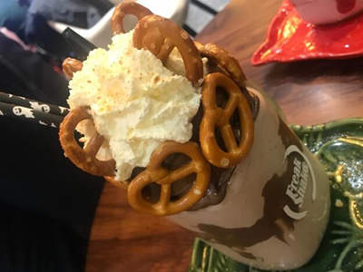 FreakShake 变态奶昔加盟图片1