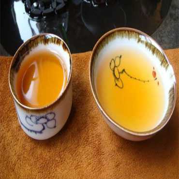 听茶图片2