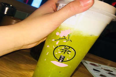 秋白露茶饮加盟图片1