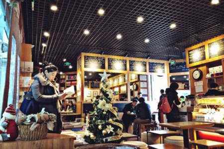 WEI’S书店咖啡店加盟