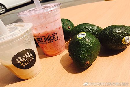 博多工贸告诉您：三线城市开茶桔便奶茶店怎么样？