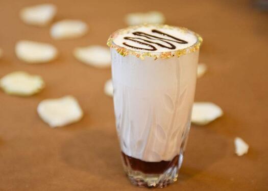 一期一笑奶茶加盟店越来越多，这是为何