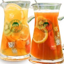 YOUNG慢茶加盟图片2