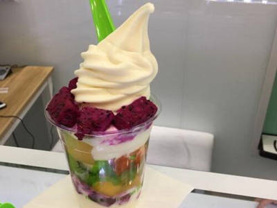 爱优呦冻酸奶加盟图片3